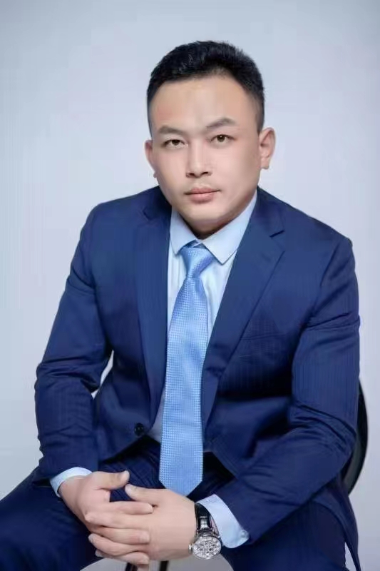 上海朗榮自動門創始人—榮守增